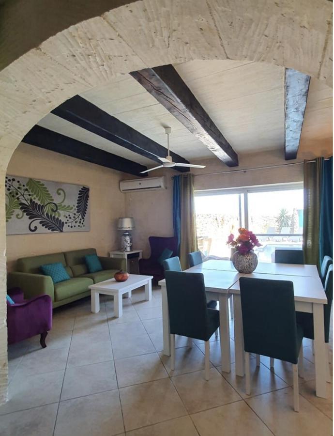 Petra Farmhouse B&B Nadur Exterior photo
